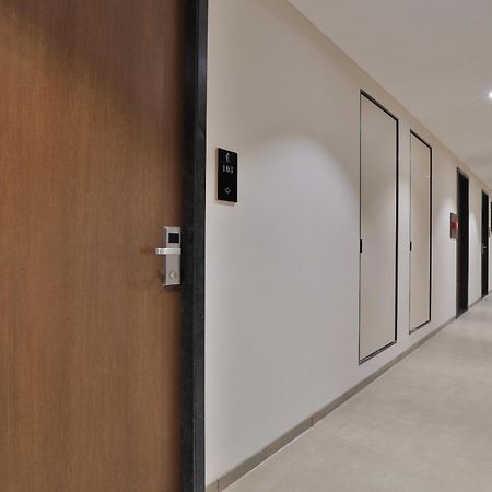 Hotel Elements סוראט מראה חיצוני תמונה