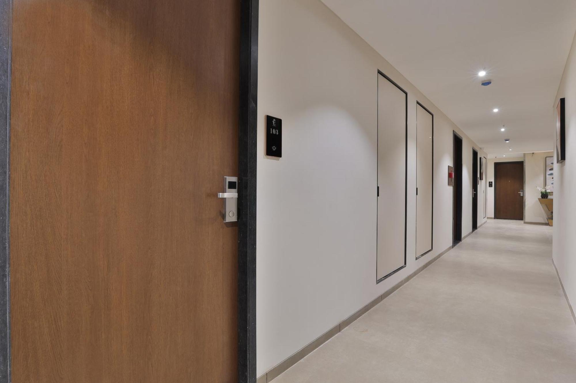 Hotel Elements סוראט מראה חיצוני תמונה