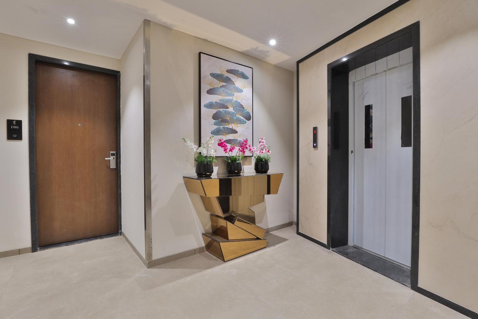 Hotel Elements סוראט מראה חיצוני תמונה