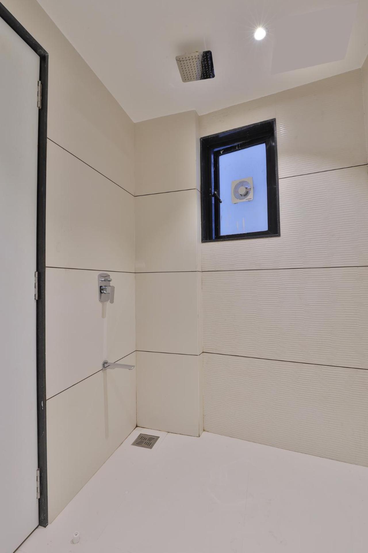 Hotel Elements סוראט מראה חיצוני תמונה