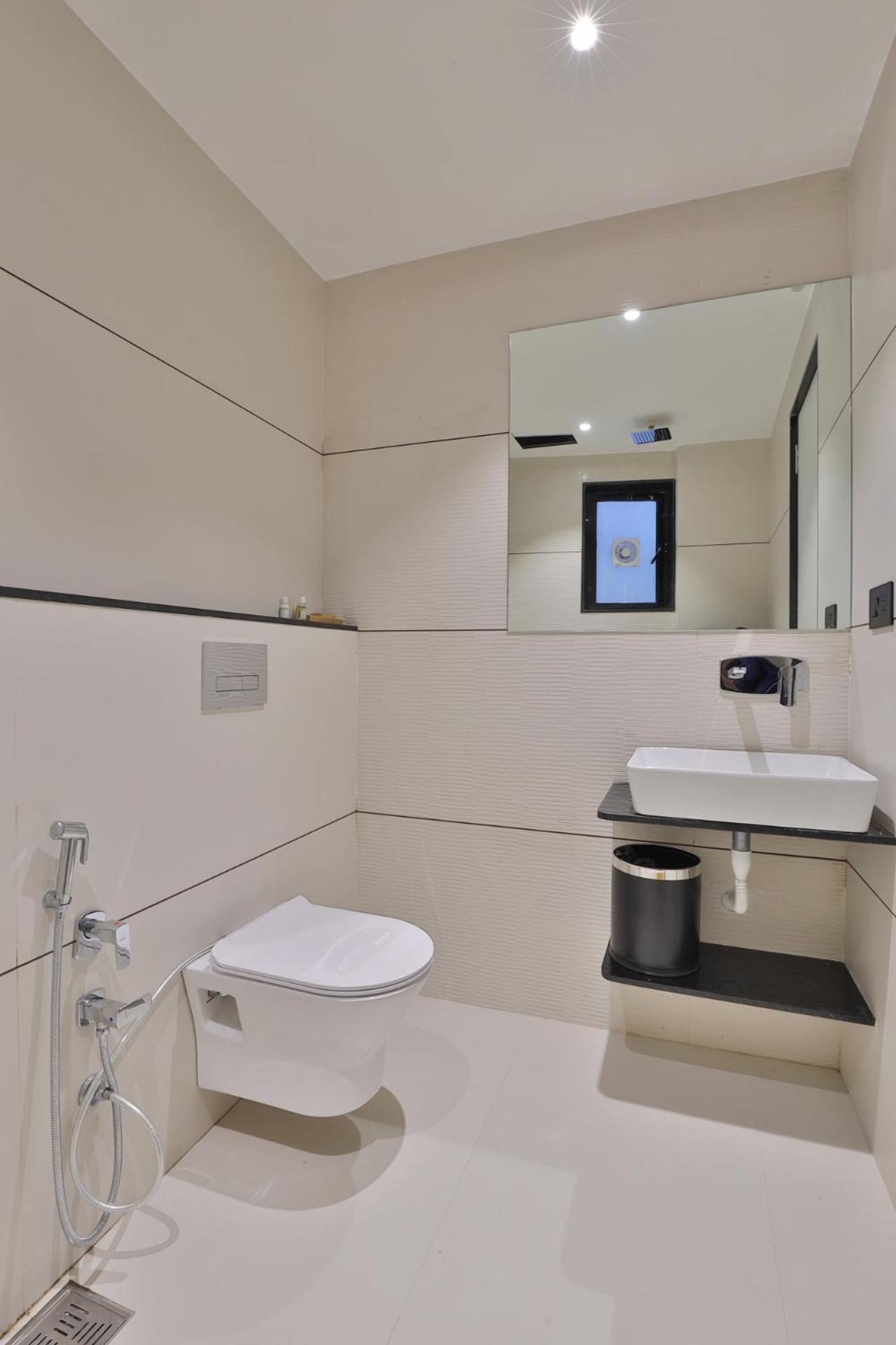 Hotel Elements סוראט מראה חיצוני תמונה