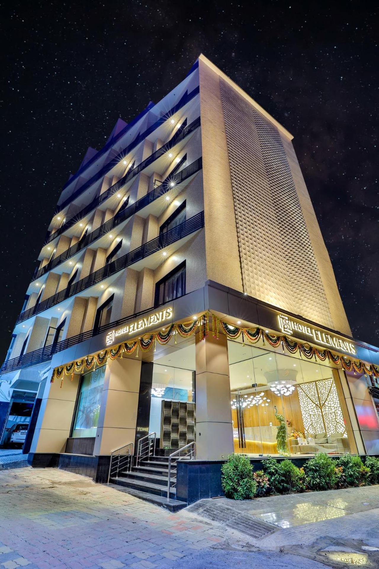 Hotel Elements סוראט מראה חיצוני תמונה